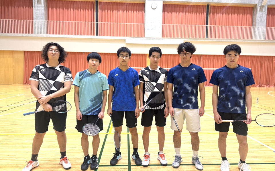 6名の学生が「令和7年度石川県高等学校新人バドミントン選手権大会」に出場