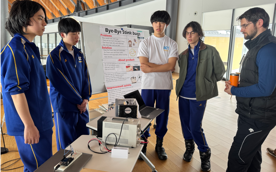 1年生のエンジニアリングデザイン最終発表