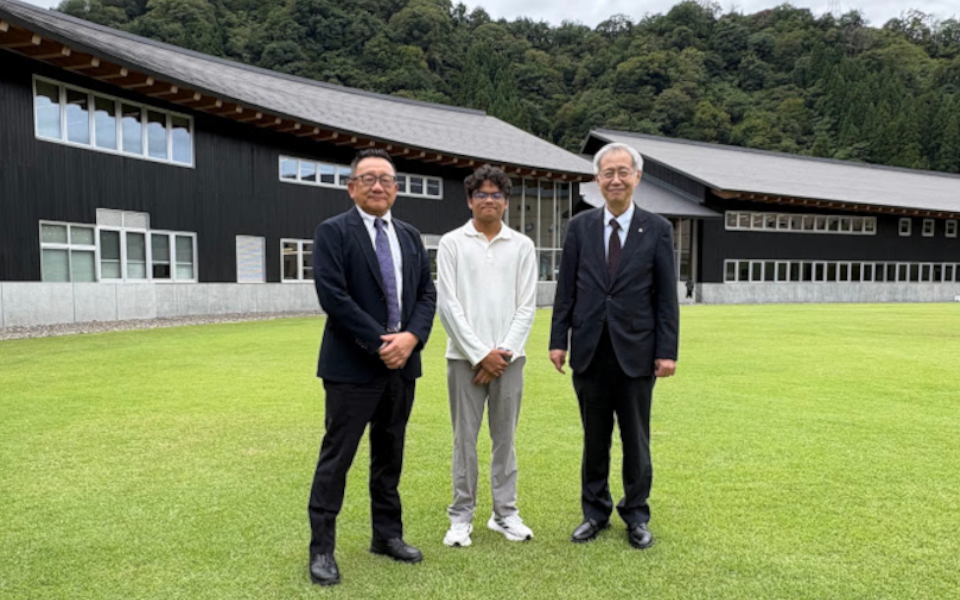 マレーシア元留日学生協会ゲイリー・タン会長がICTを訪問